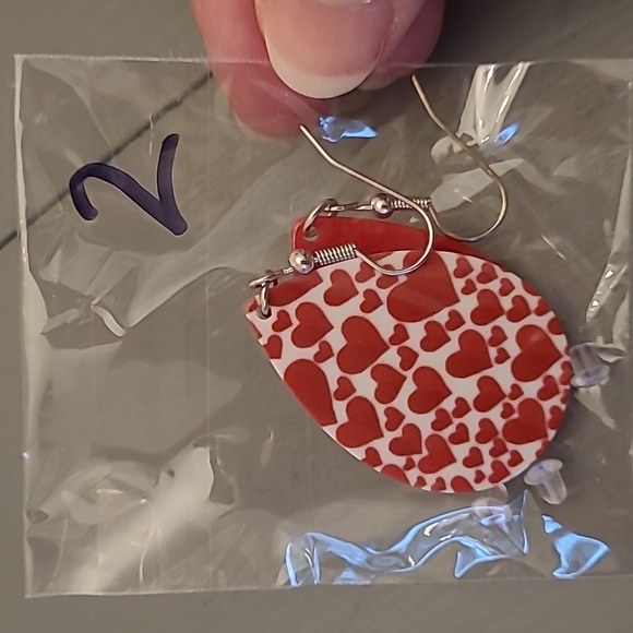 Teardrop Earrings 💖PICK TWO💖NIP fish hook style - Picture 4 of 8